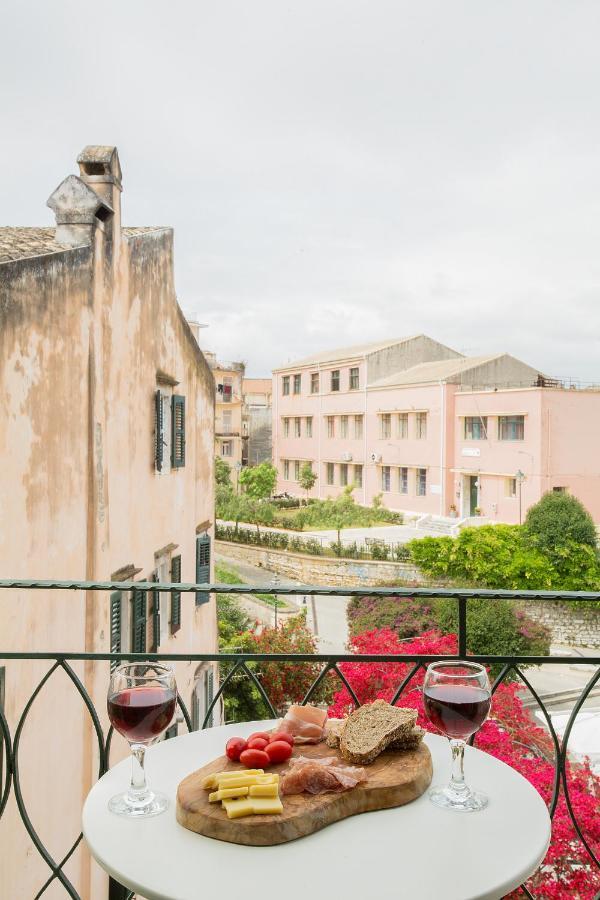 Deluxe Town Hall Square Flat In Historical Center 3 Corfu  Экстерьер фото